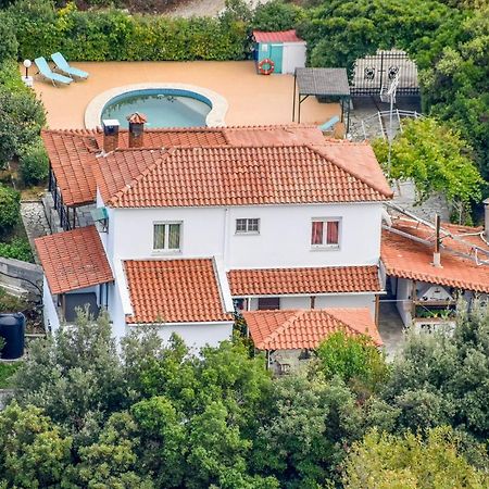 Villa Mitzelos Moni Evaggelistrias Bagian luar foto