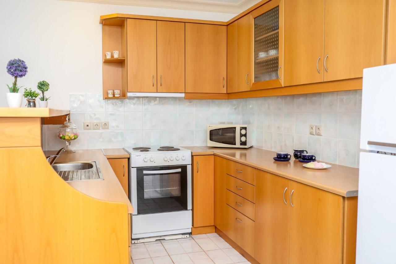 Villa Mitzelos Moni Evaggelistrias Bagian luar foto
